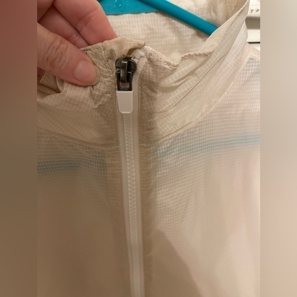 FABLETICS cropped jacket - Picture 5 of 10